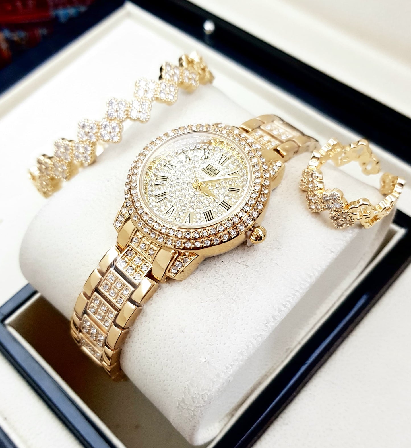 Nuevo Reloj Brillo Cubano Dama